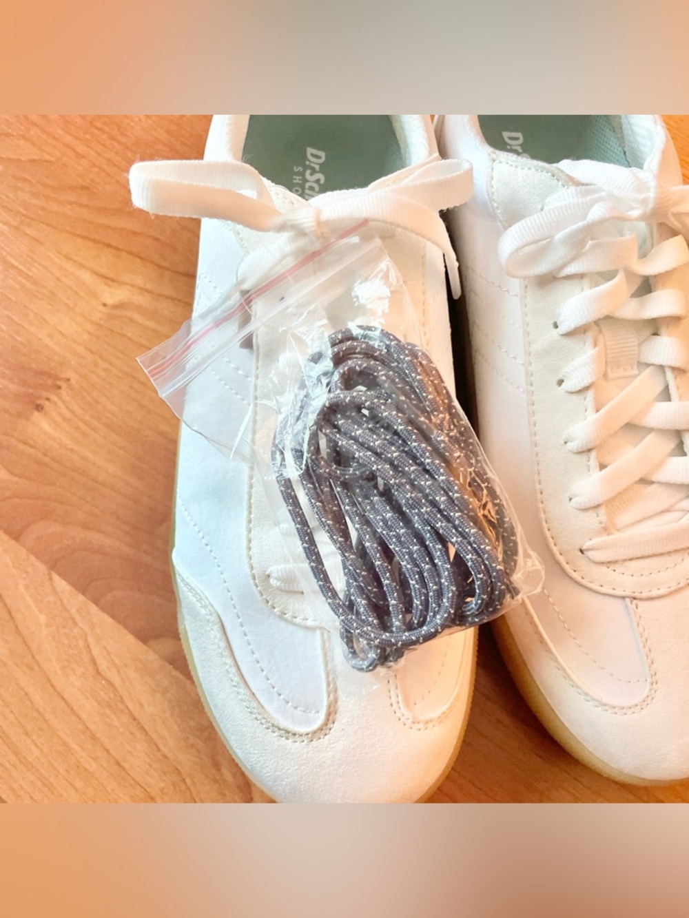 New Dr. Scholl’s Be True White Oxide Mesh Sneakers - Picture 4 of 6